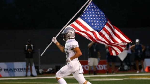 What you need to know about the college football recruiting calendar, including the latest rankings.